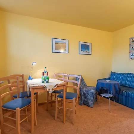 4 Kiefern, App 03 Apartment Koserow